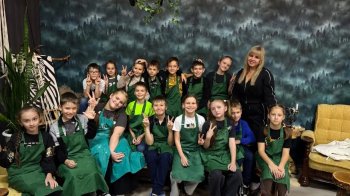 В гончарной мастерской